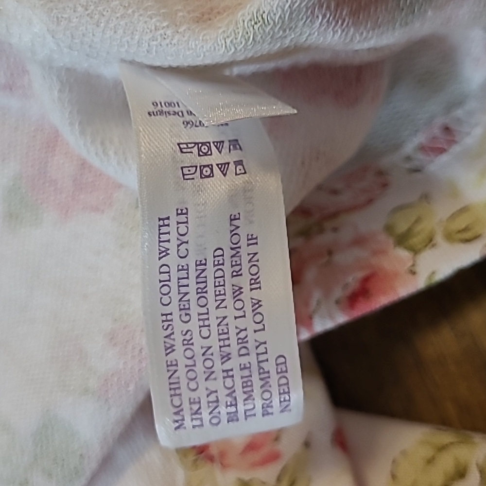 Carol Hochman Floral Print Robe - Picture 11 of 12